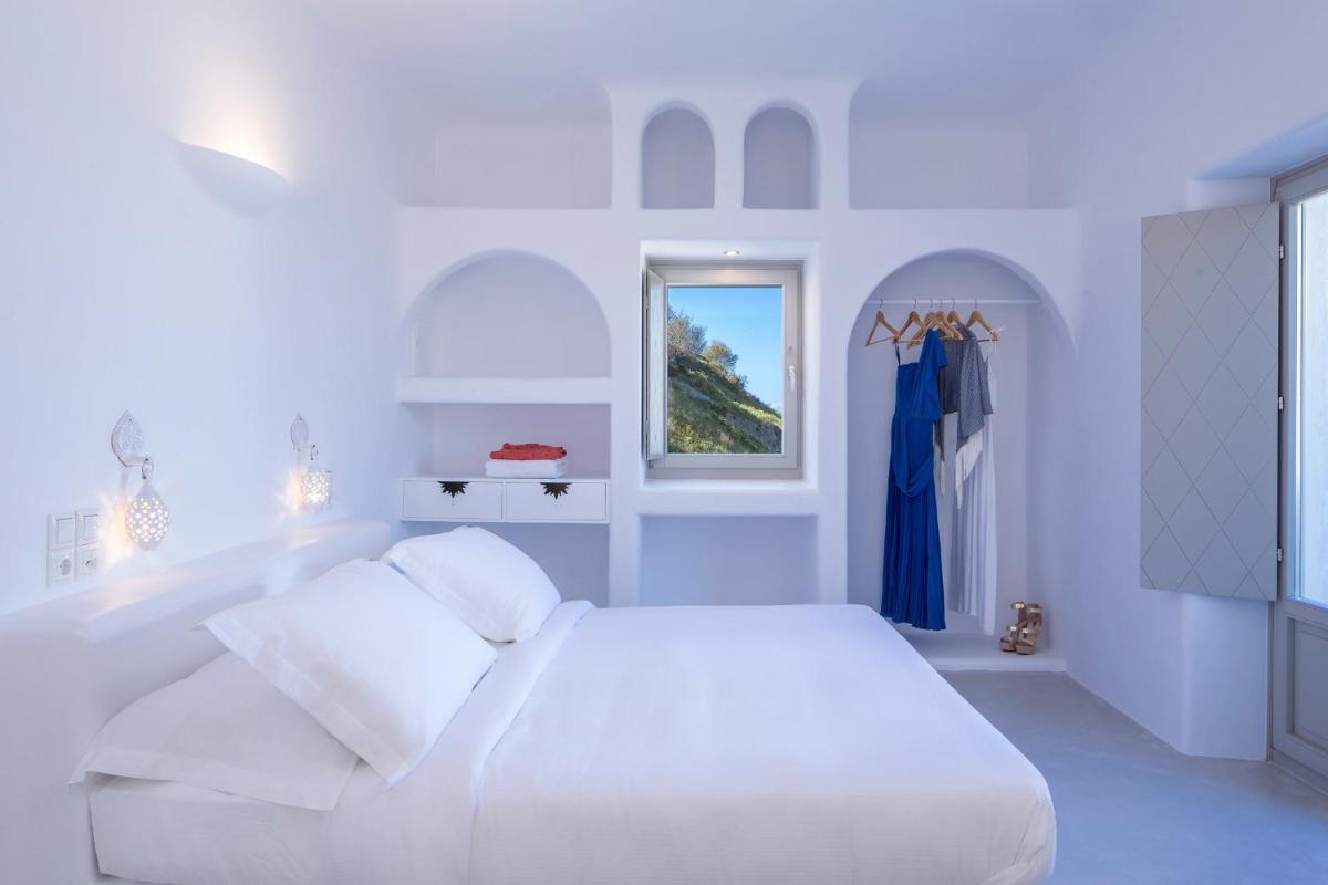 Skyfall Suites - Adults Only