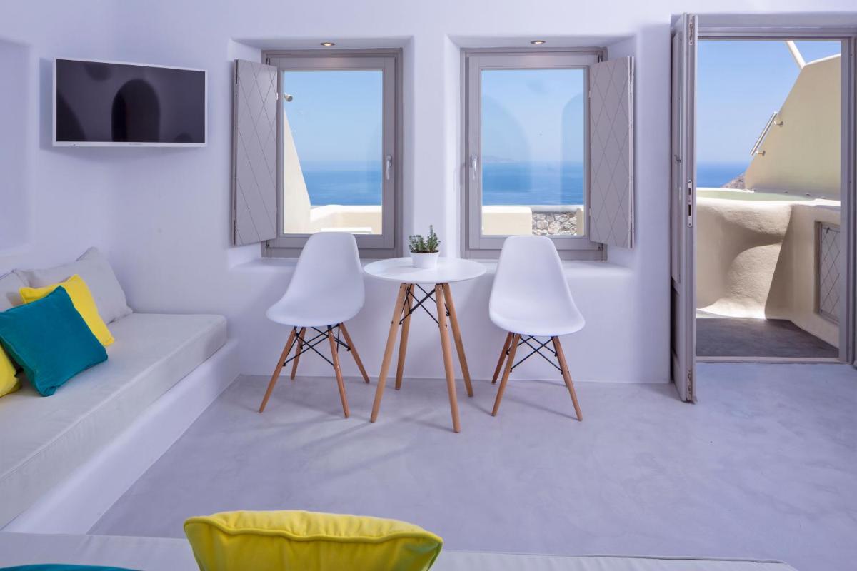 Skyfall Suites - Adults Only