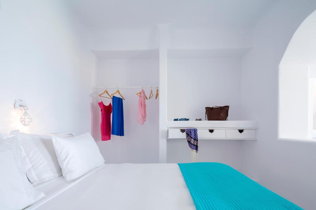 Skyfall Suites - Adults Only