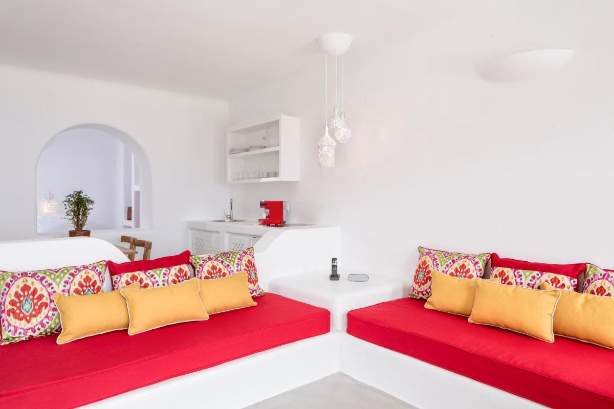 Skyfall Suites - Adults Only