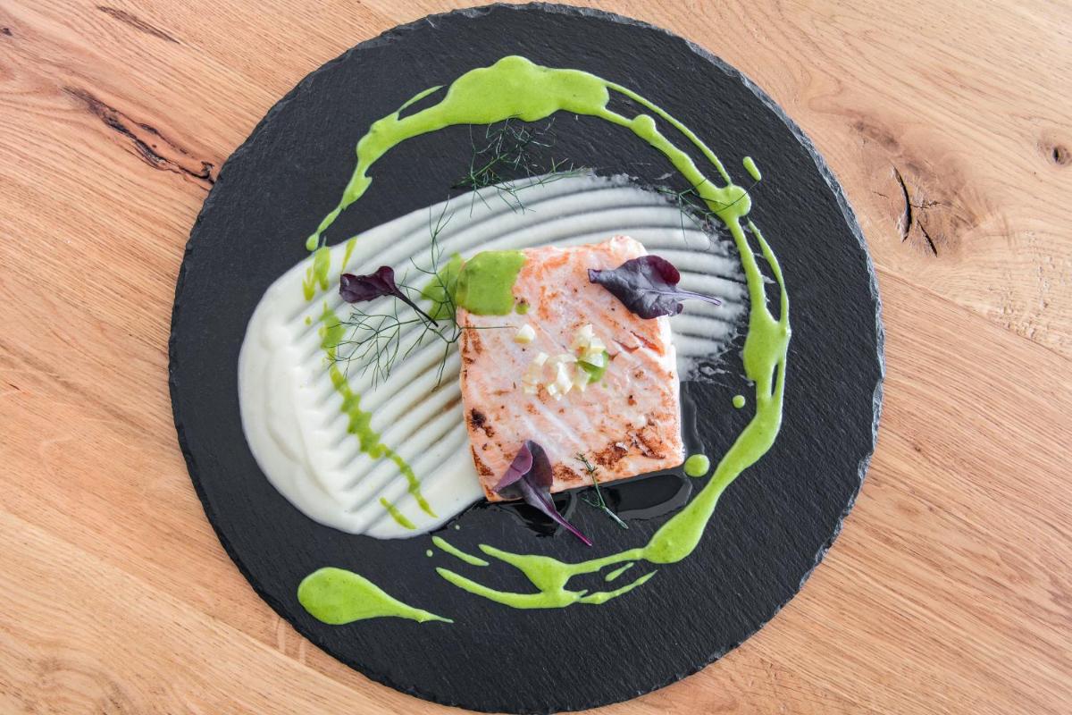 Skyfall Suites - Adults Only