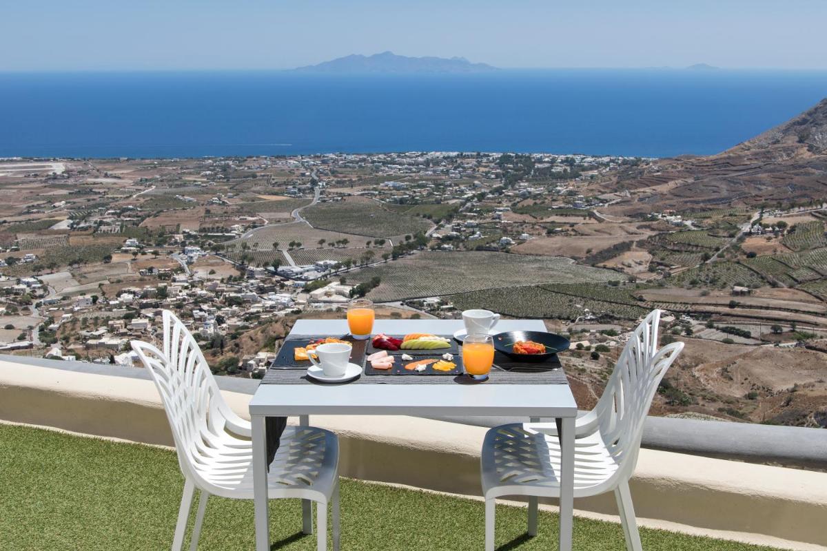 Skyfall Suites - Adults Only