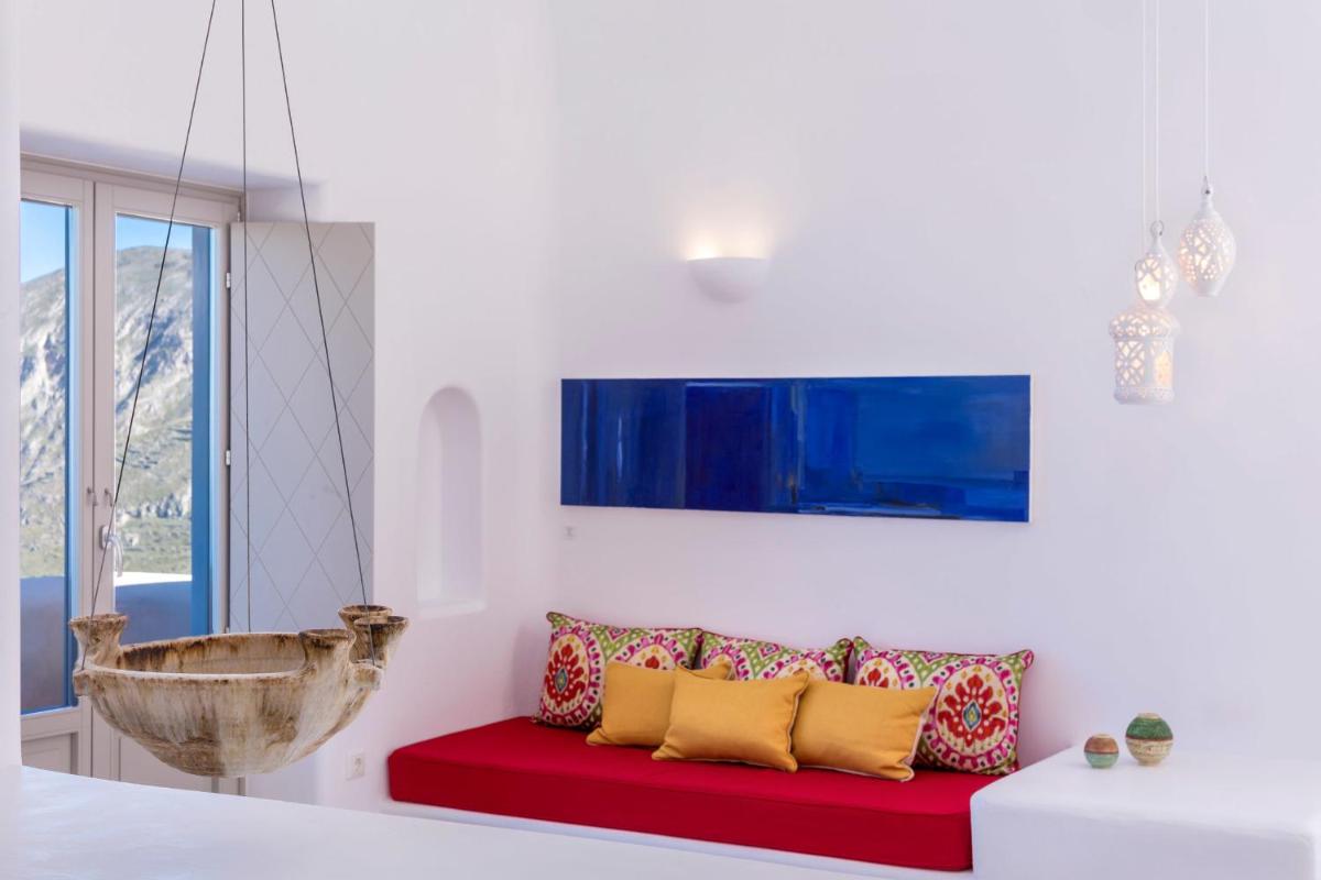Skyfall Suites - Adults Only