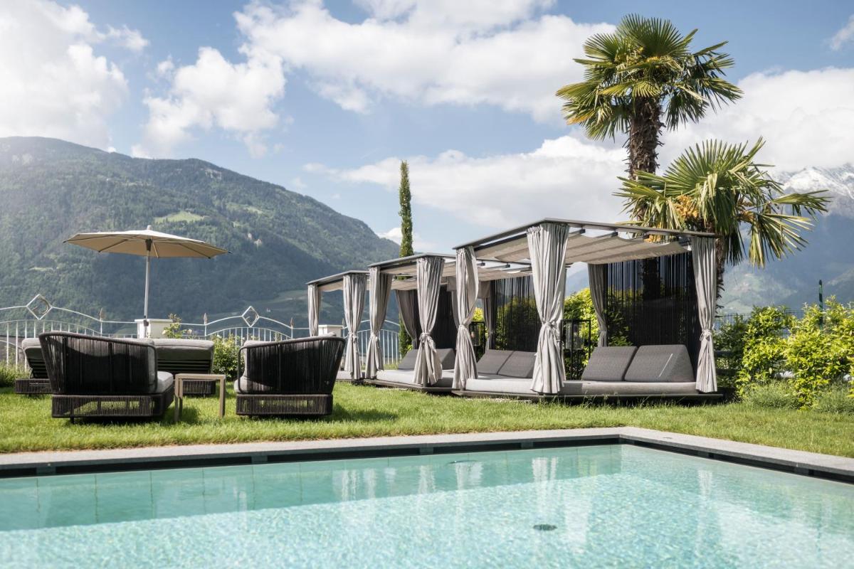 Small & Beautiful Hotel Gnaid