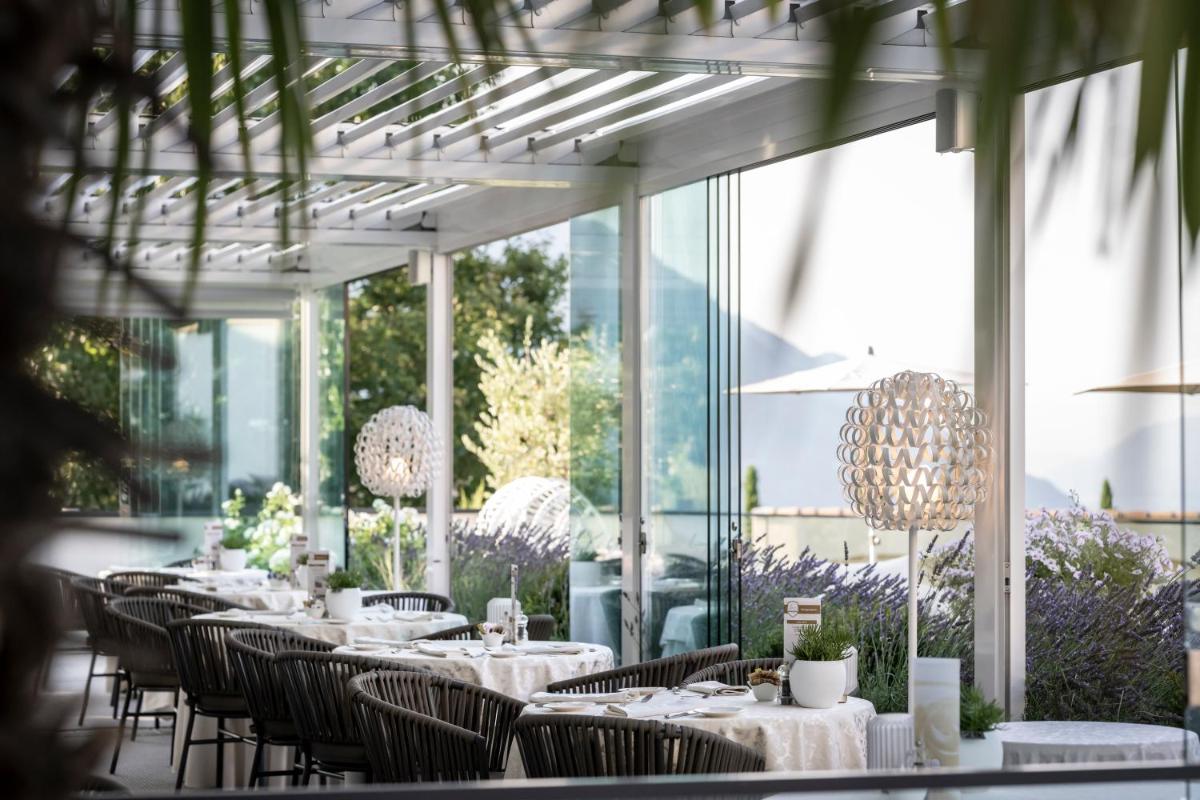 Small & Beautiful Hotel Gnaid