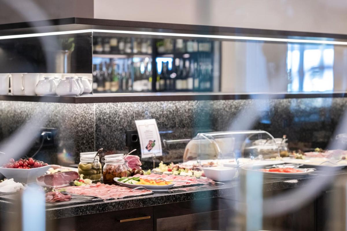 Small & Beautiful Hotel Gnaid