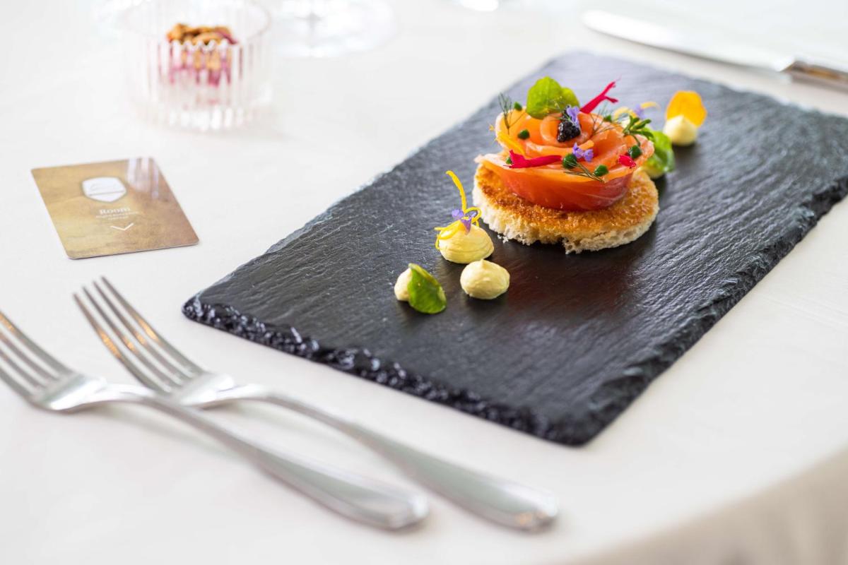 Small & Beautiful Hotel Gnaid