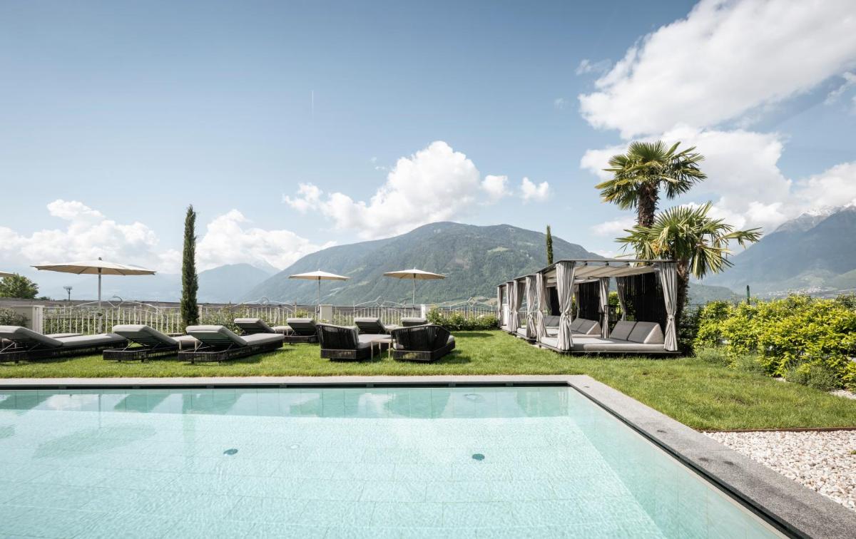 Small & Beautiful Hotel Gnaid