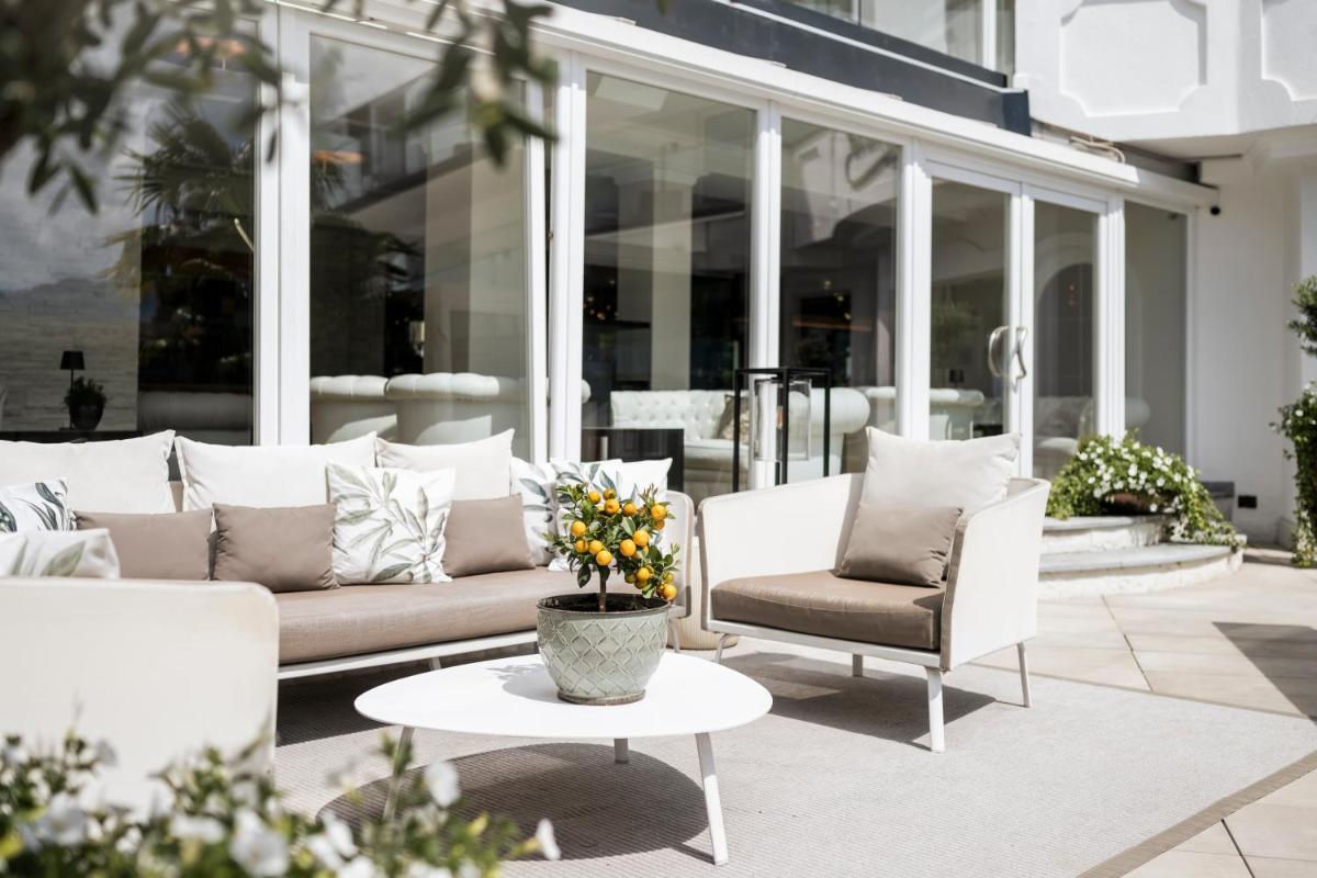 Small & Beautiful Hotel Gnaid