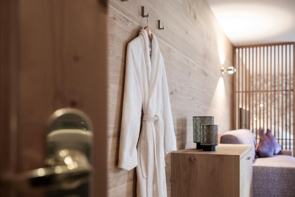 Small & Beautiful Hotel Gnaid