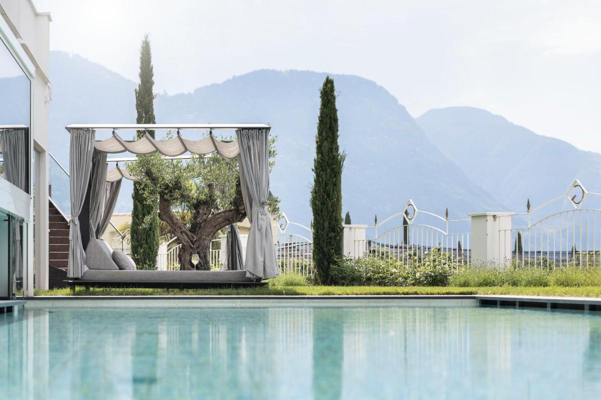 Small & Beautiful Hotel Gnaid