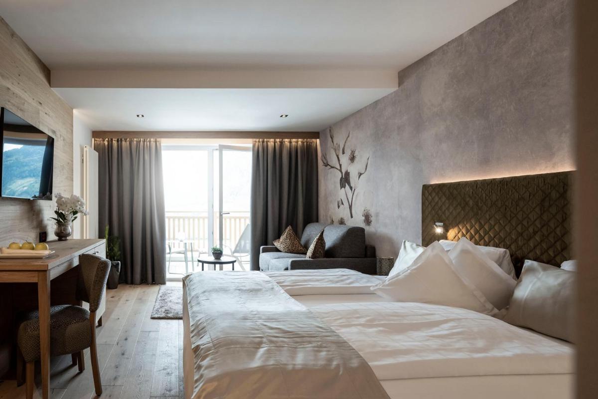 Small & Beautiful Hotel Gnaid