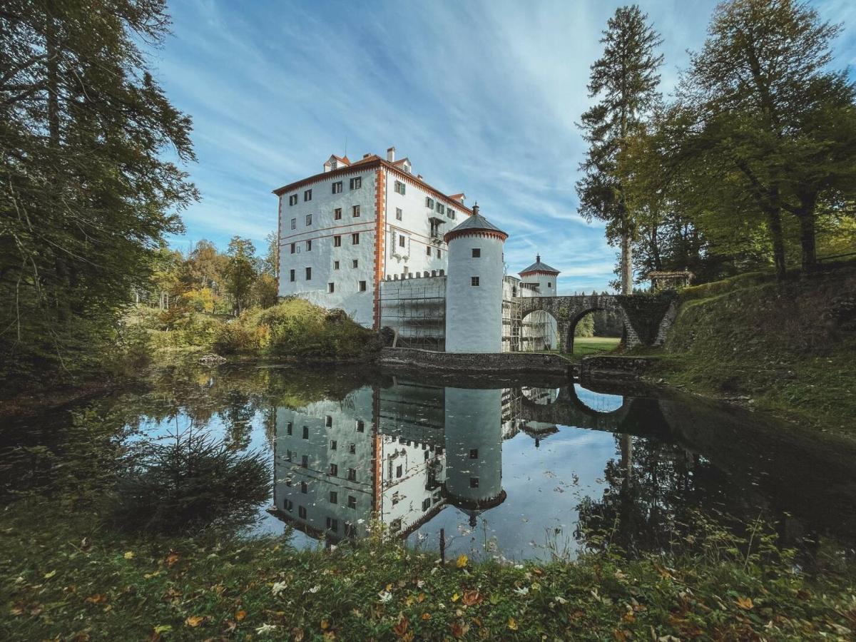 Snežnik castle estate