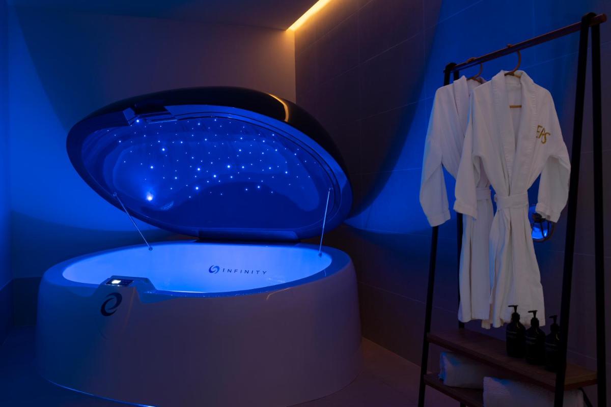 SO/ Sotogrande Spa & Golf Resort Hotel