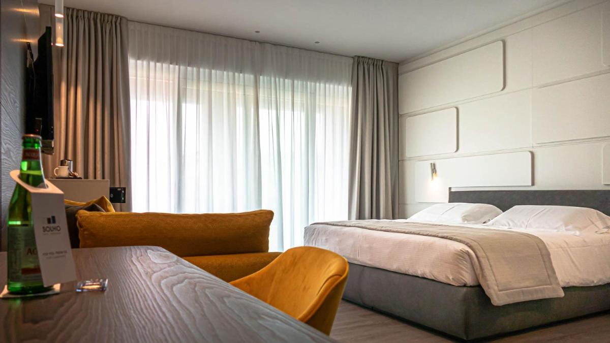 Solho Hotel