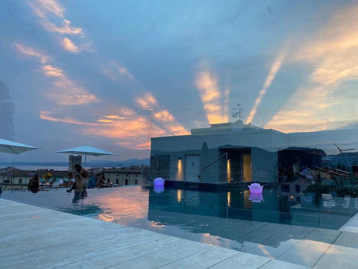 Solho Hotel