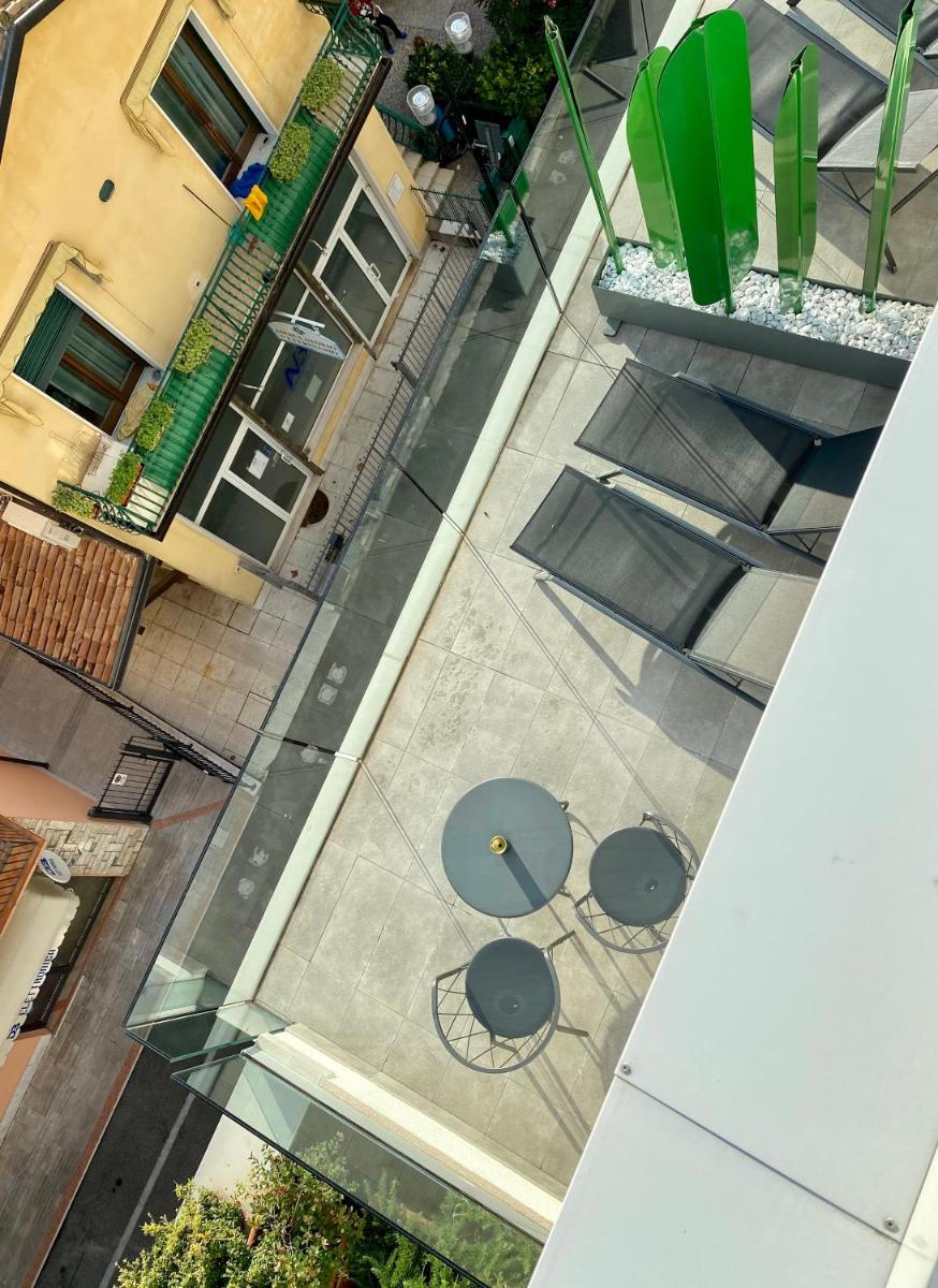 Solho Hotel