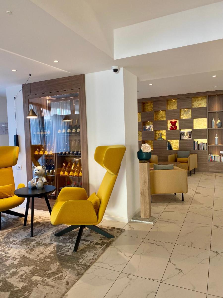 Solho Hotel