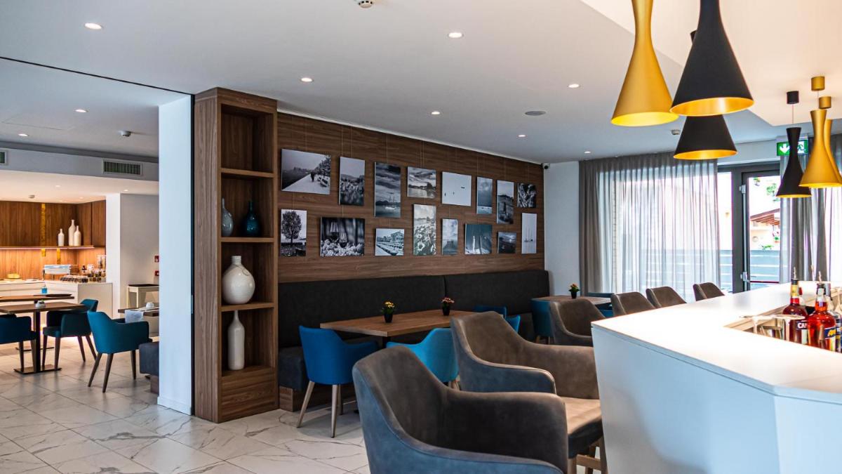 Solho Hotel