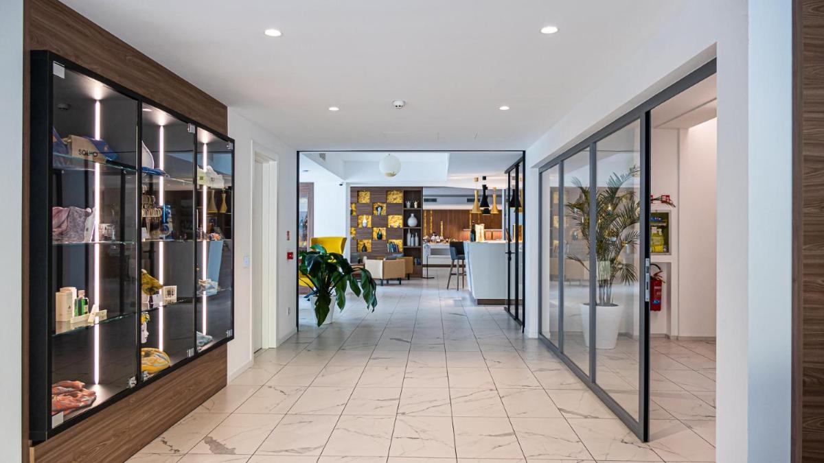 Solho Hotel