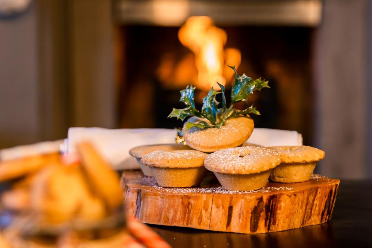 Lough Eske Castle