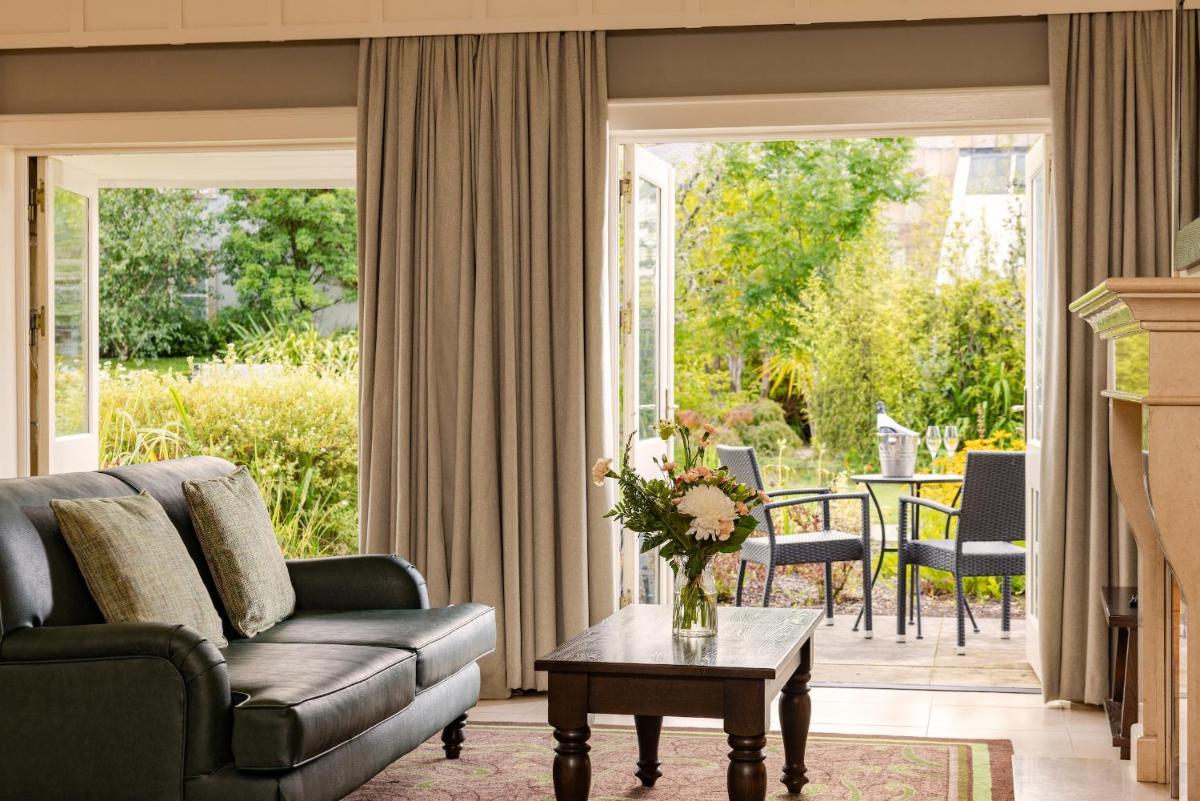 Lough Eske Castle