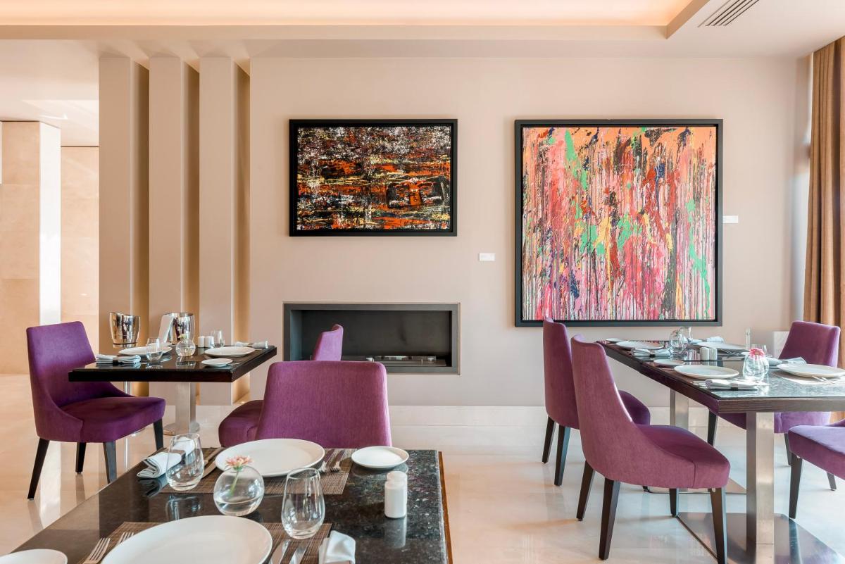 Somewhere Vouliagmeni