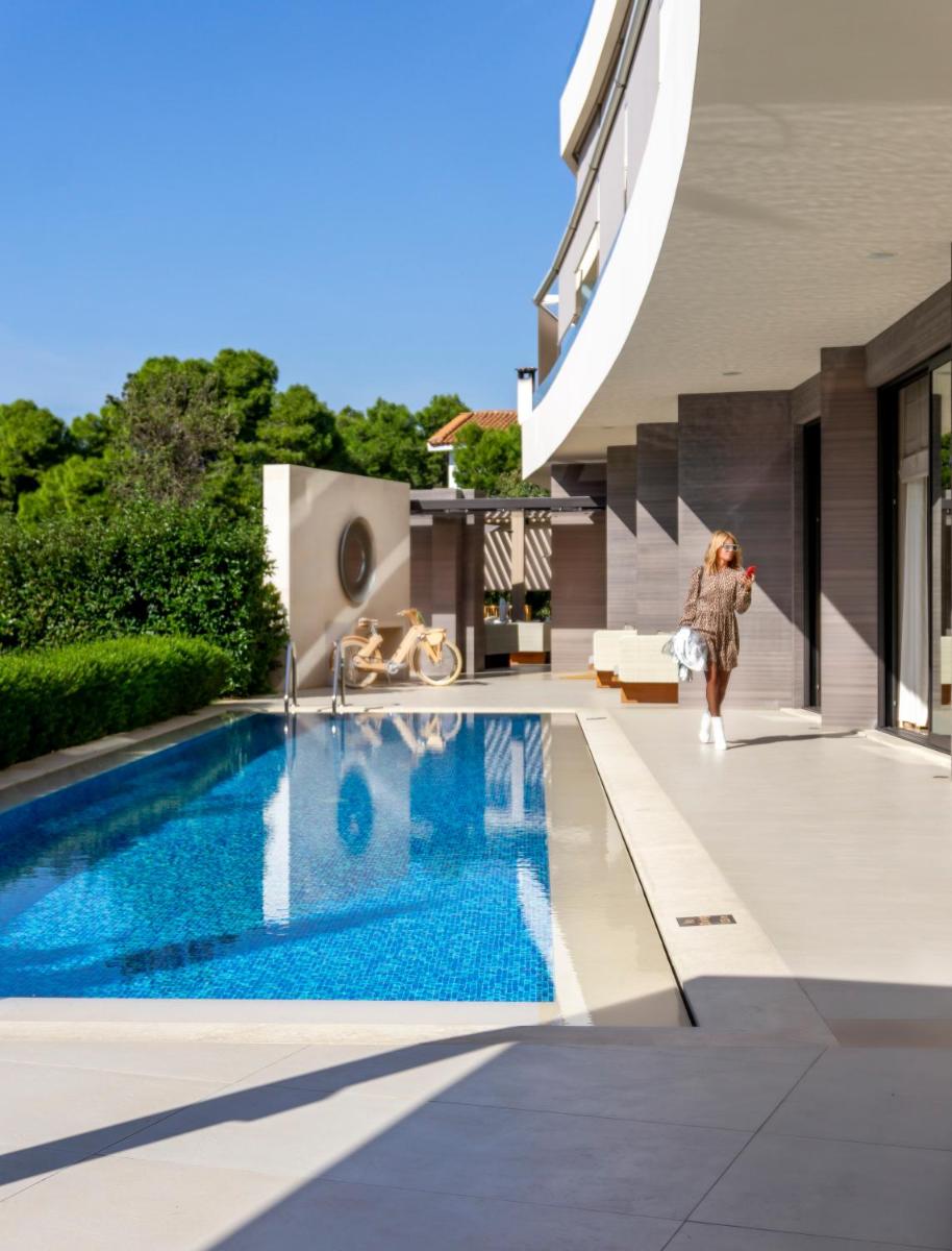 Somewhere Vouliagmeni