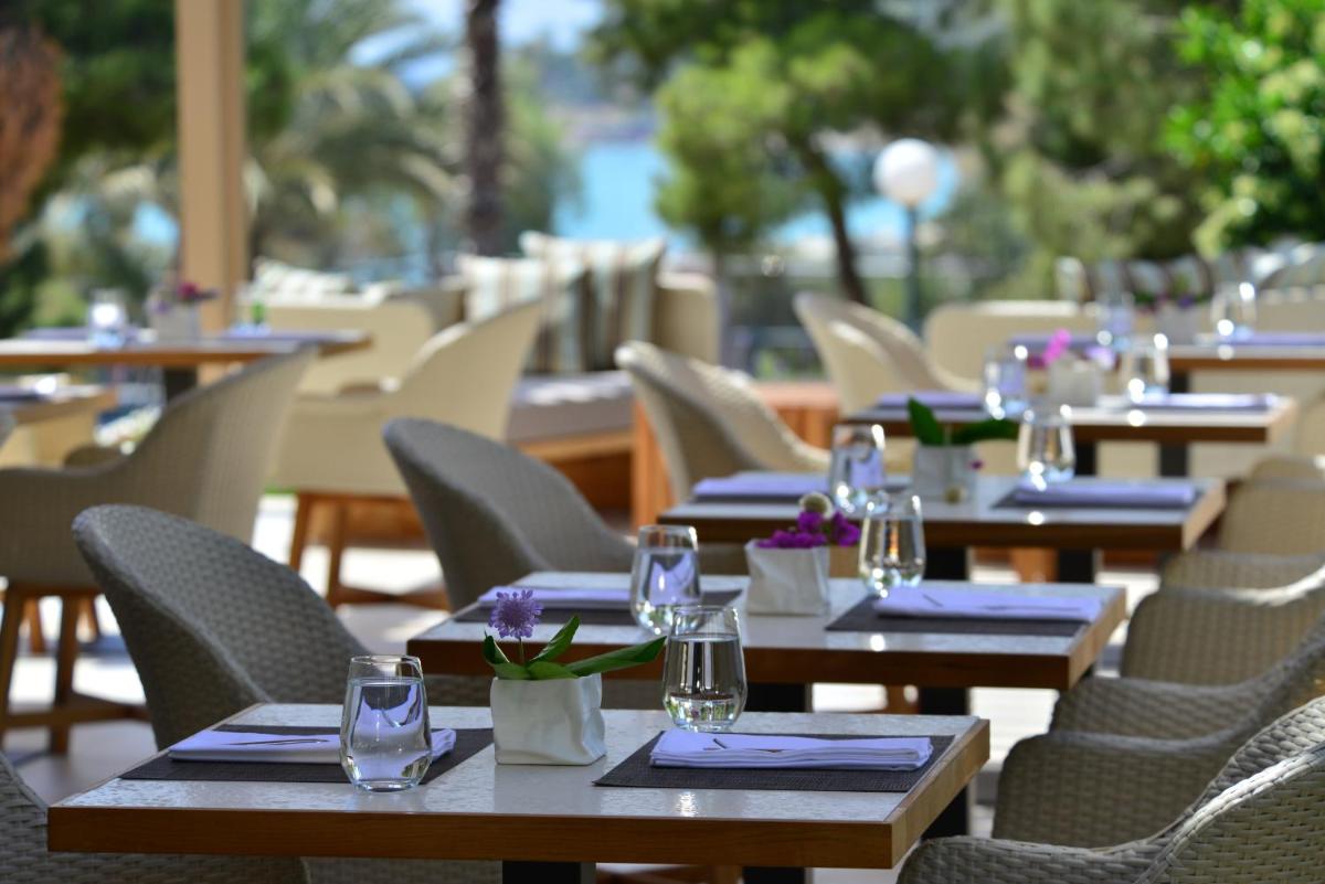 Somewhere Vouliagmeni
