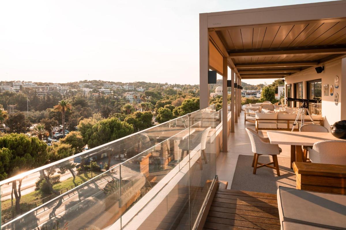 Somewhere Vouliagmeni