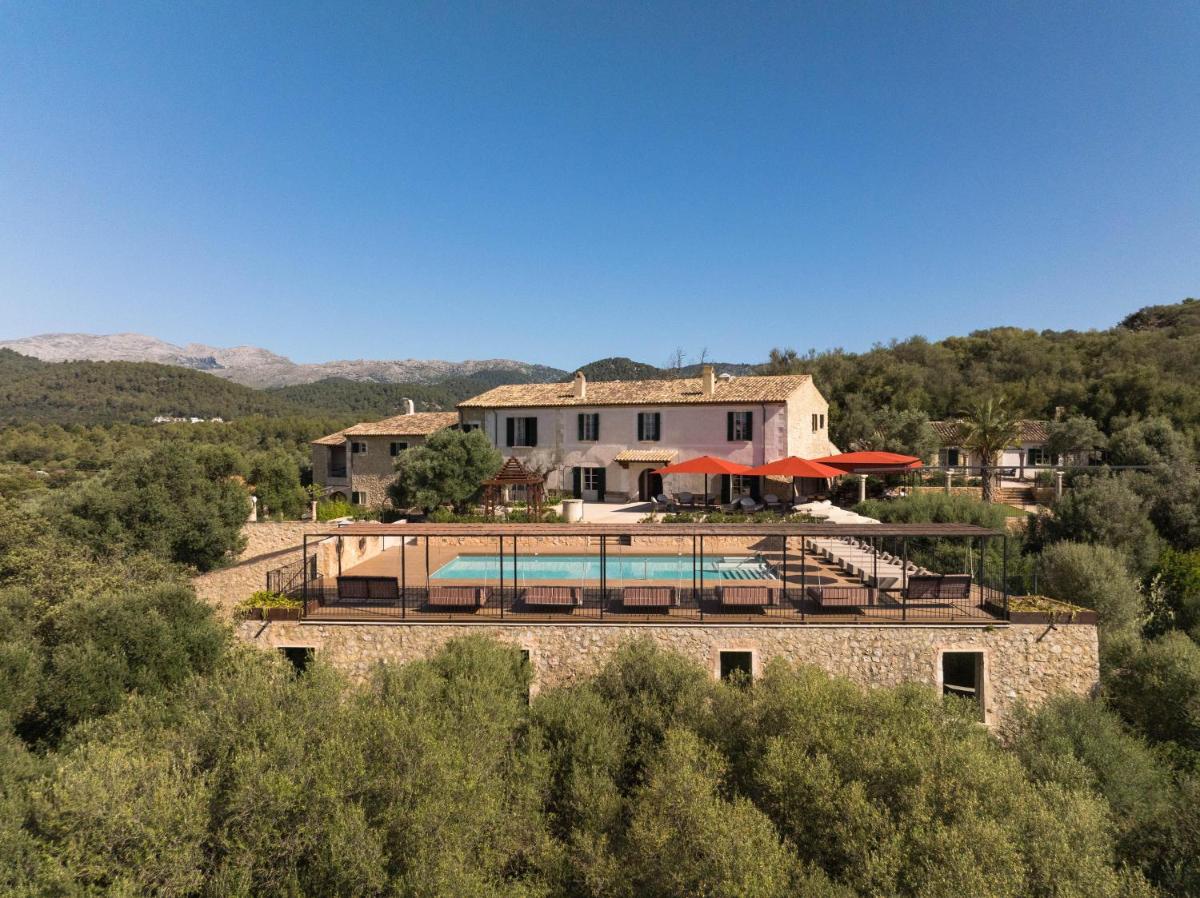 Son Sabater by Zafiro