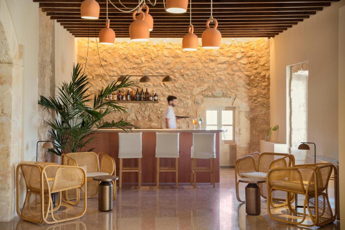 Son Sabater by Zafiro