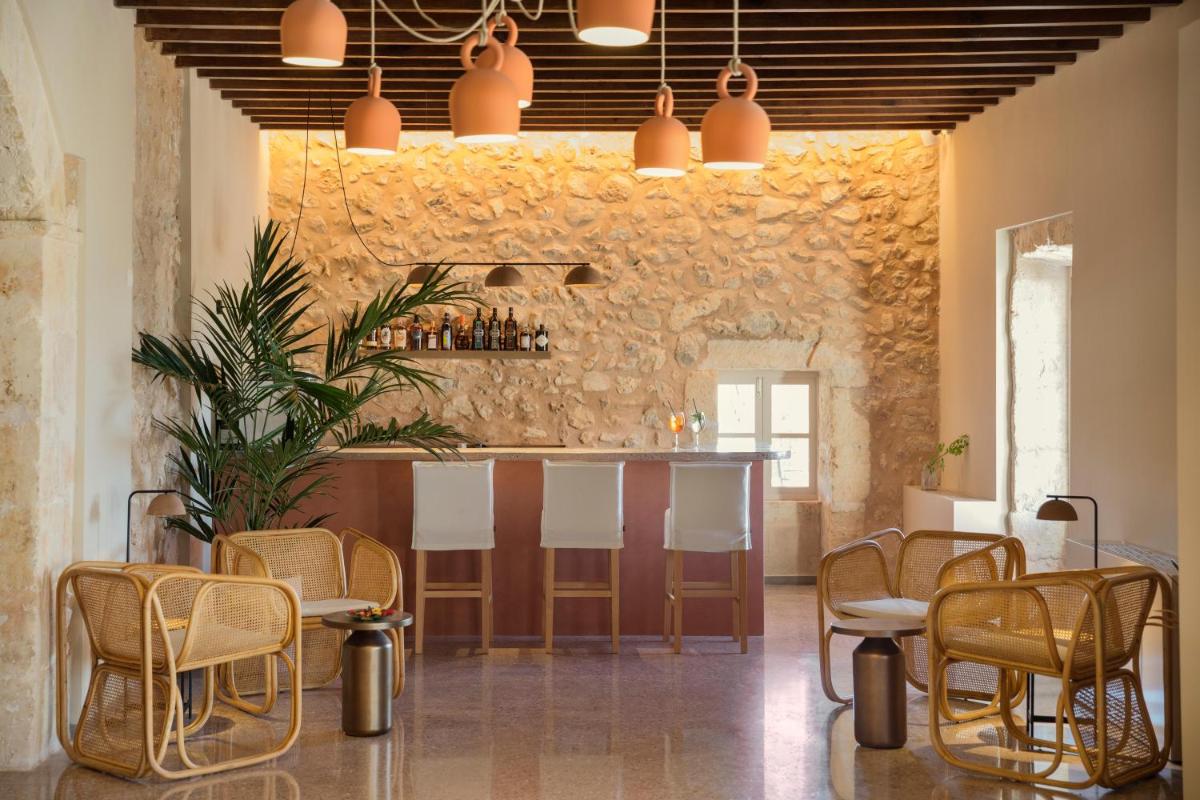 Son Sabater by Zafiro