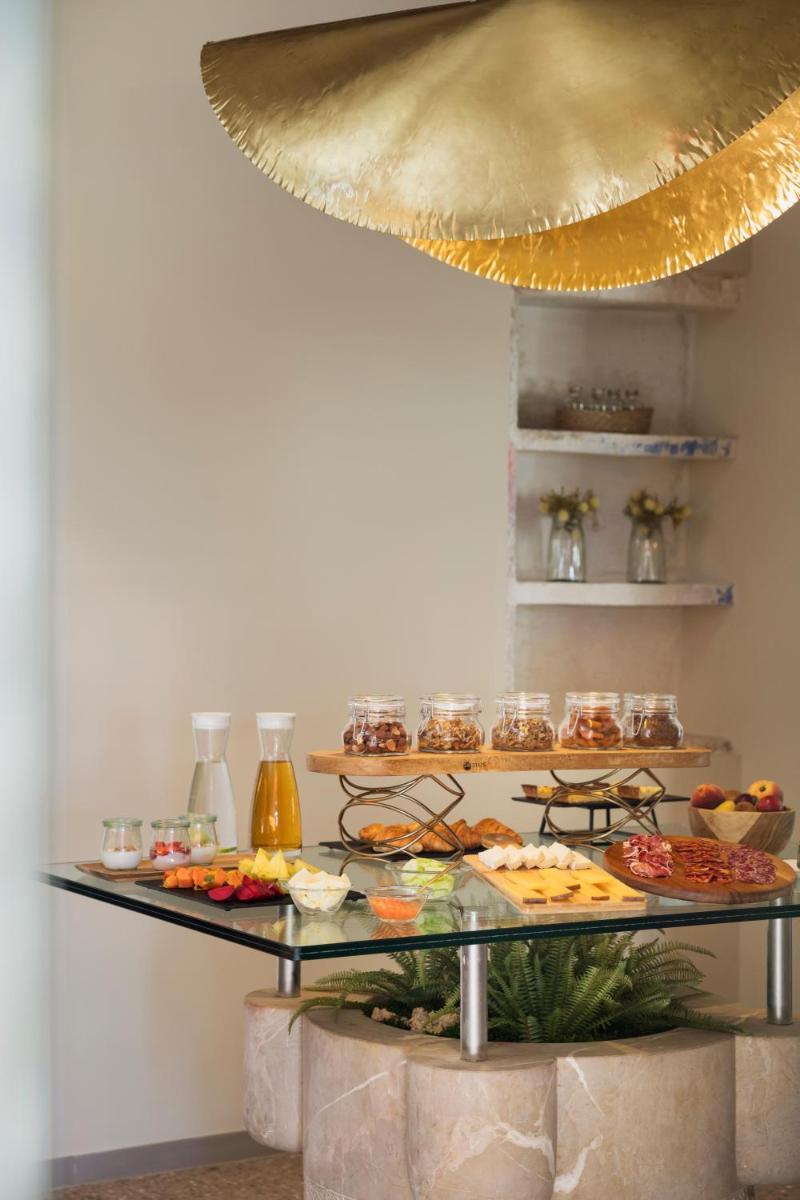 Son Sabater by Zafiro