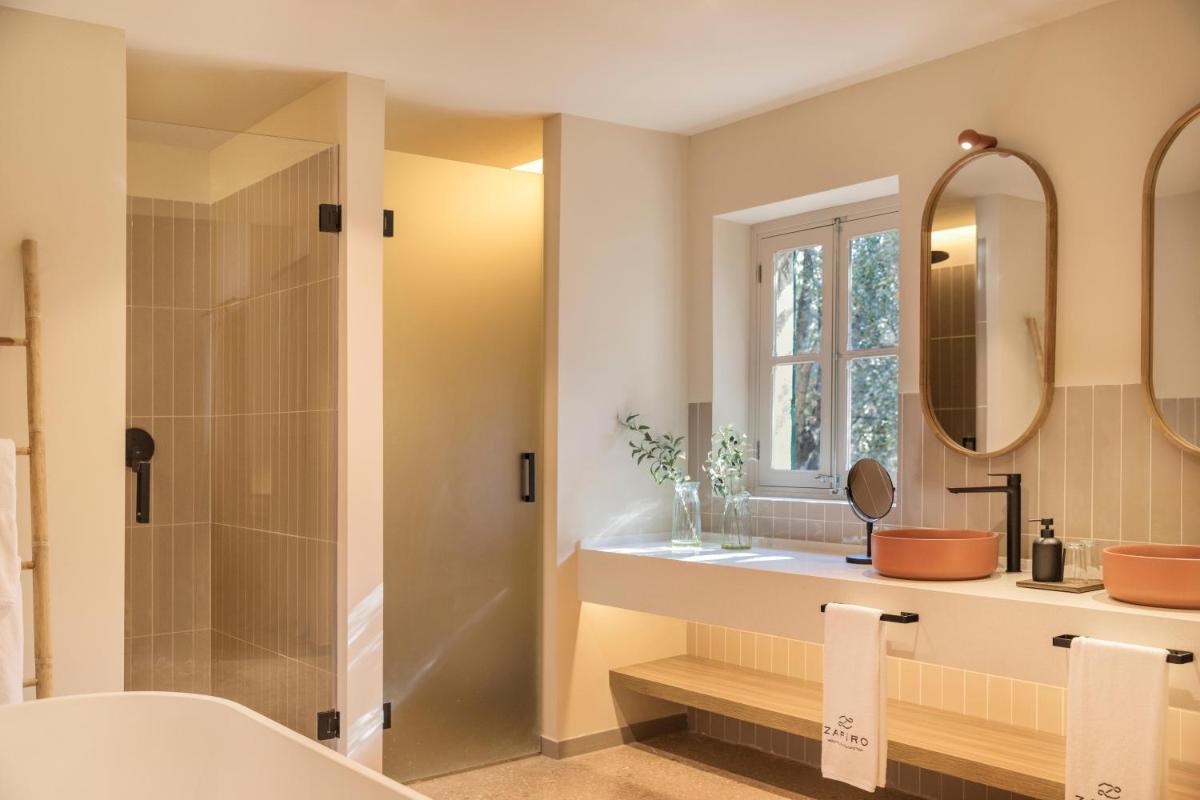 Son Sabater by Zafiro