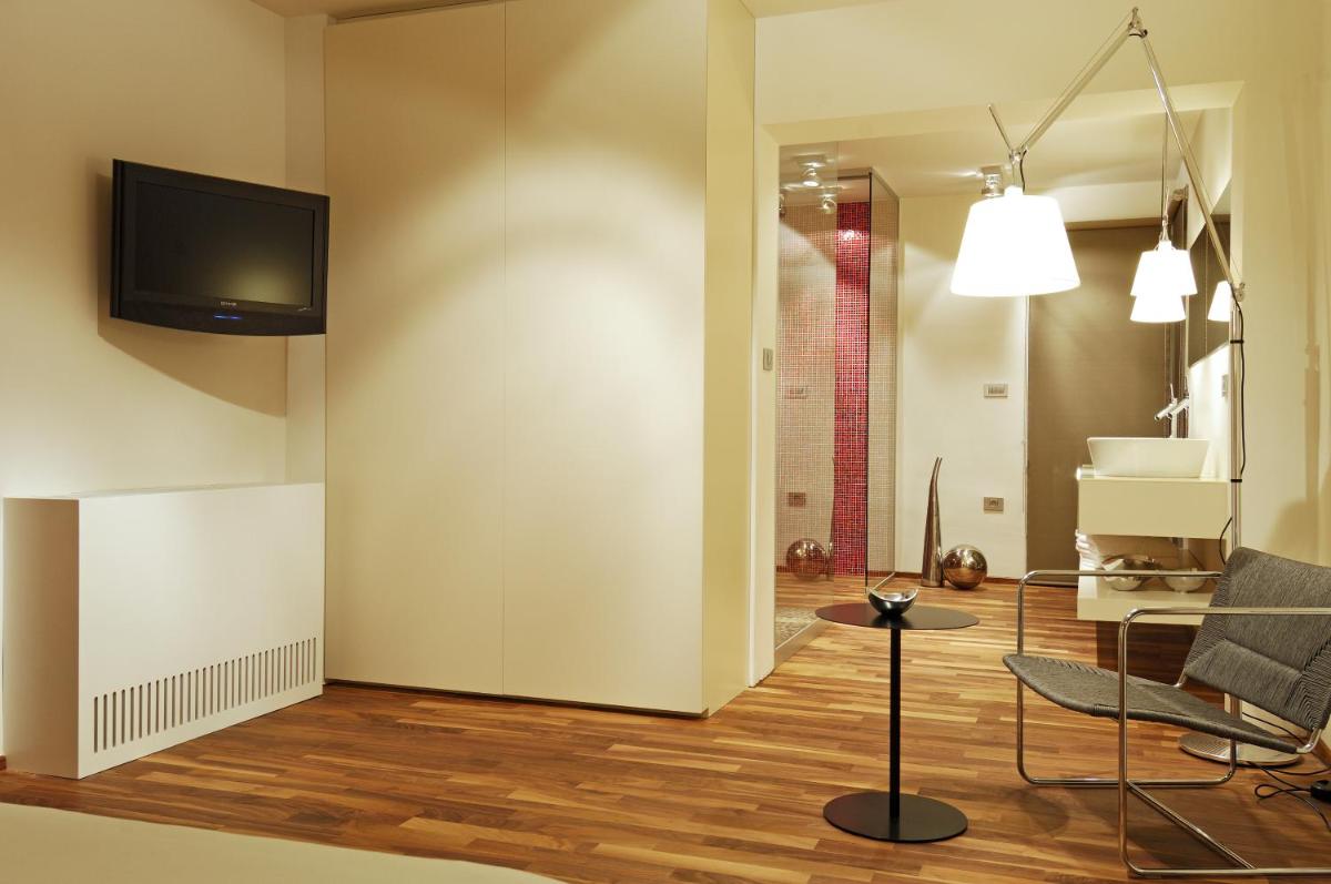 Sun House, Boutique Hotel