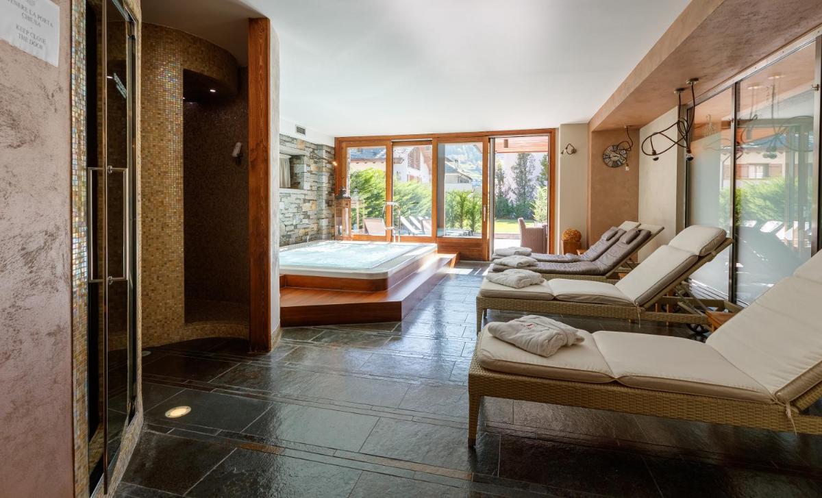 Sottovento Luxury Hospitality