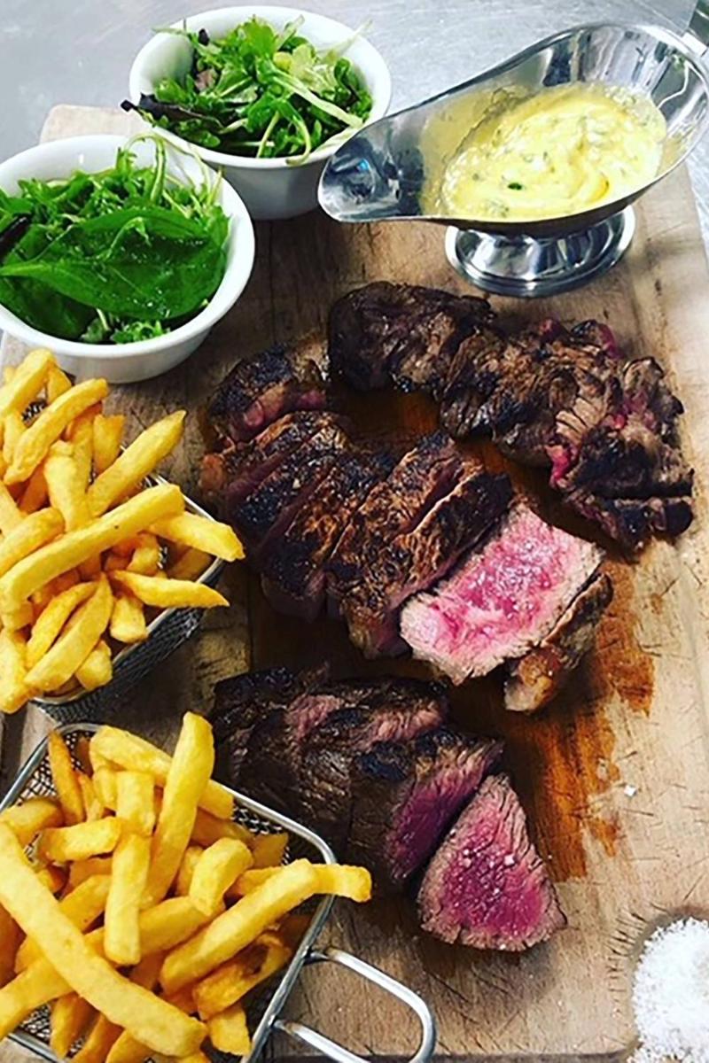 Hôtel de Bourgtheroulde, Autograph Collection