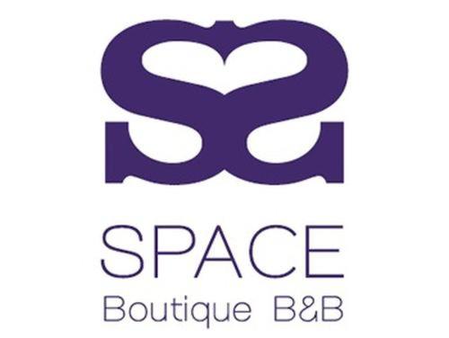 Space Boutique B&B - with Free private car park