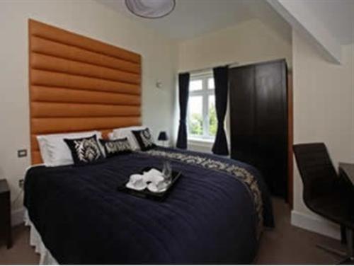 Space Boutique B&B - with Free private car park