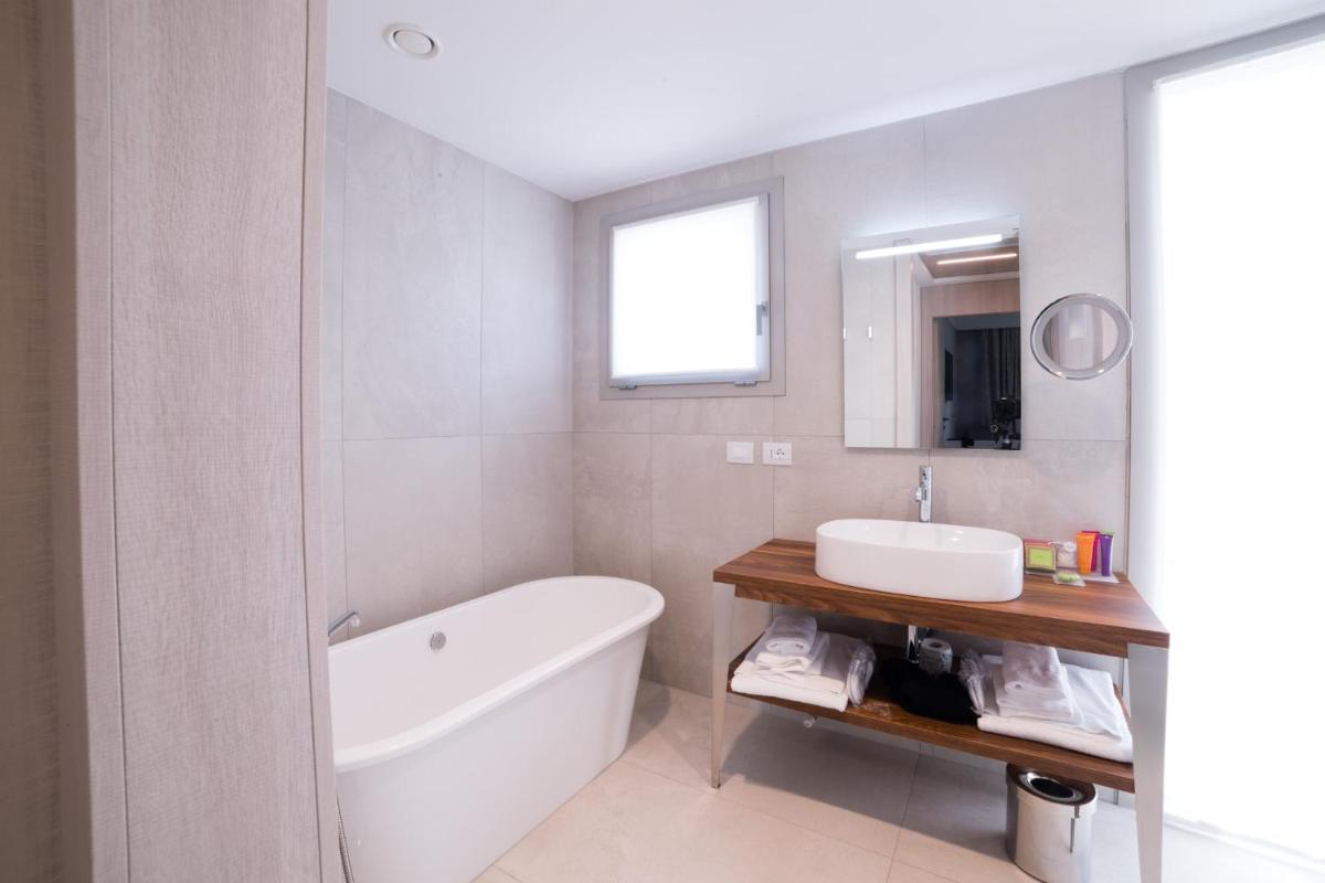 Splendido Bay Luxury Spa Resort