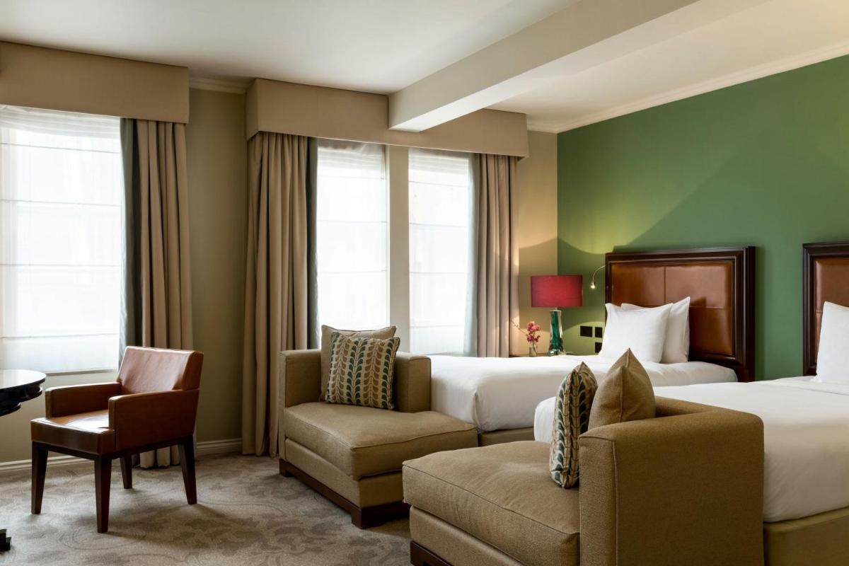 St Pancras London, Autograph Collection