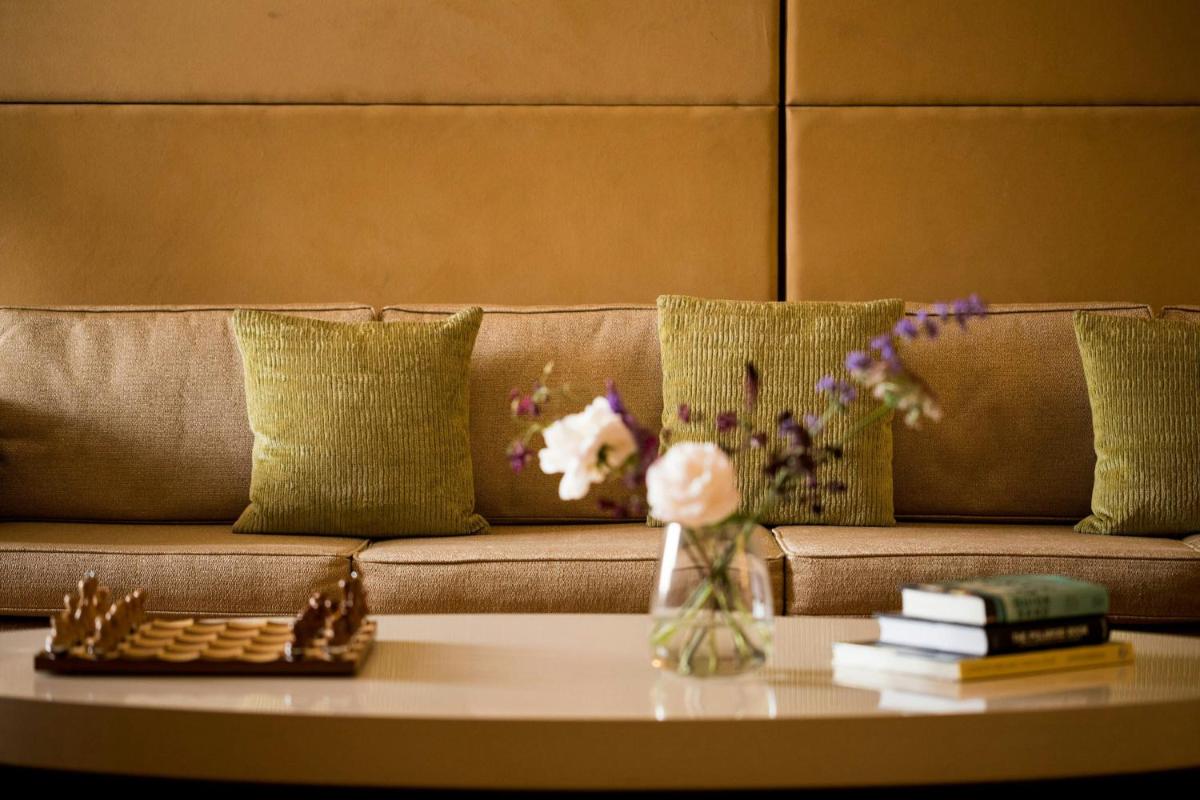 St Pancras London, Autograph Collection