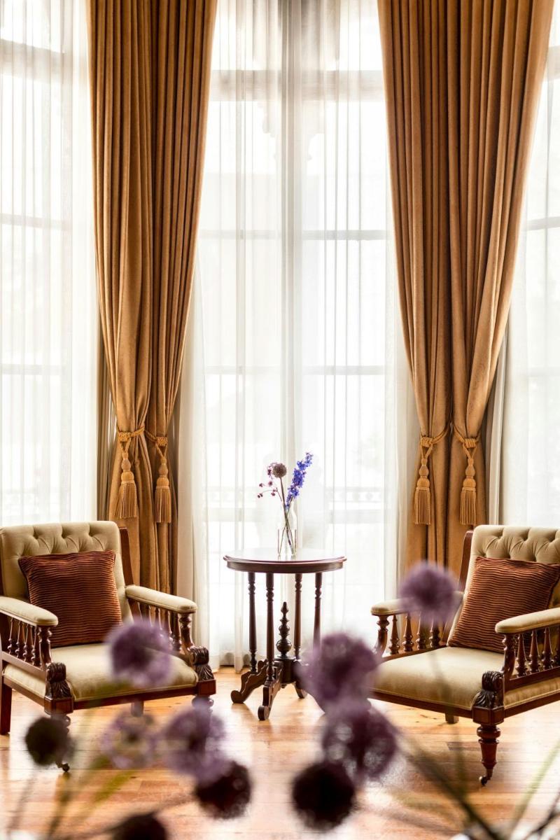 St Pancras London, Autograph Collection