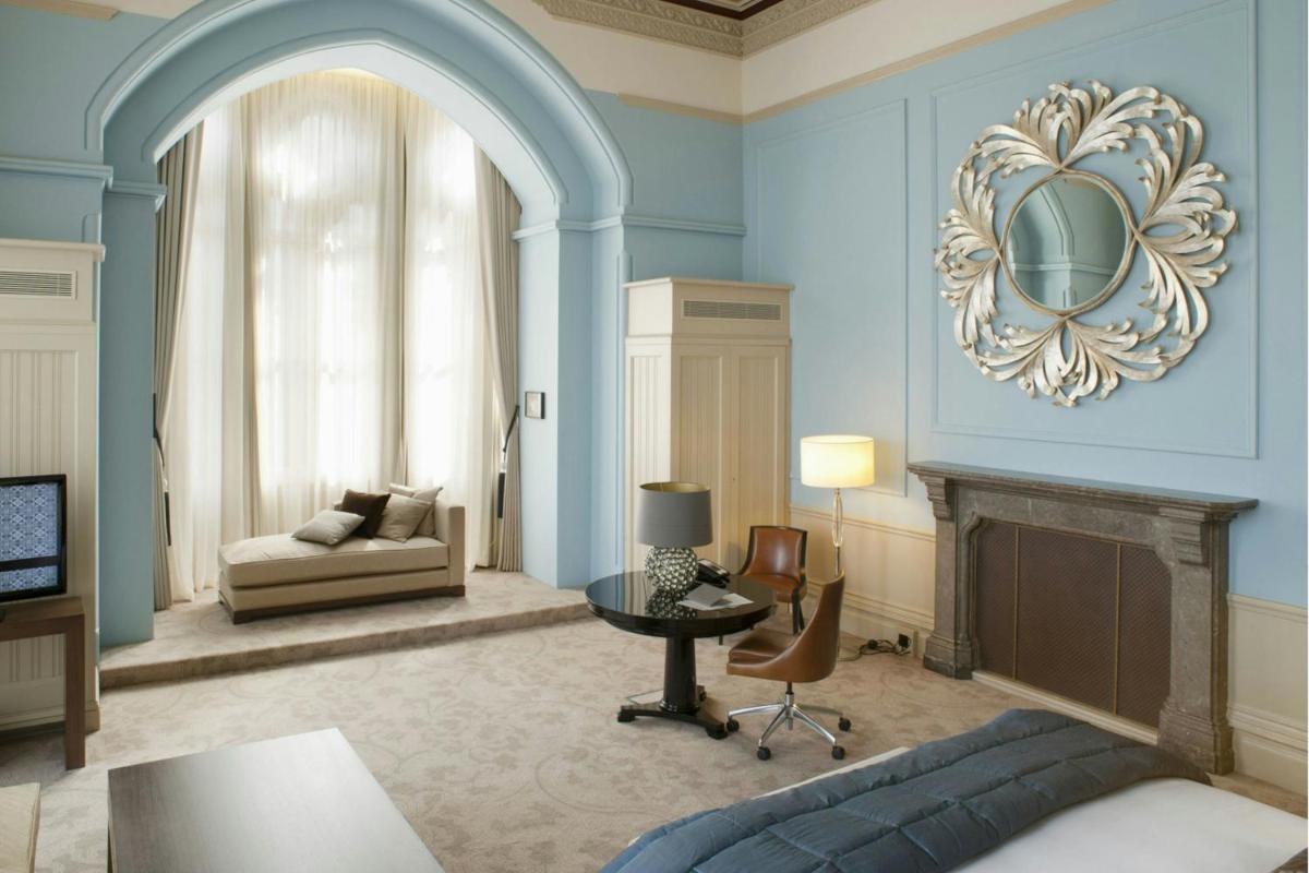 St Pancras London, Autograph Collection