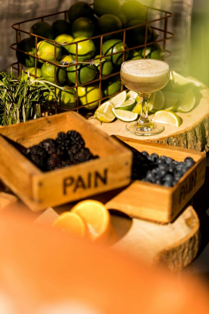 St Pancras London, Autograph Collection