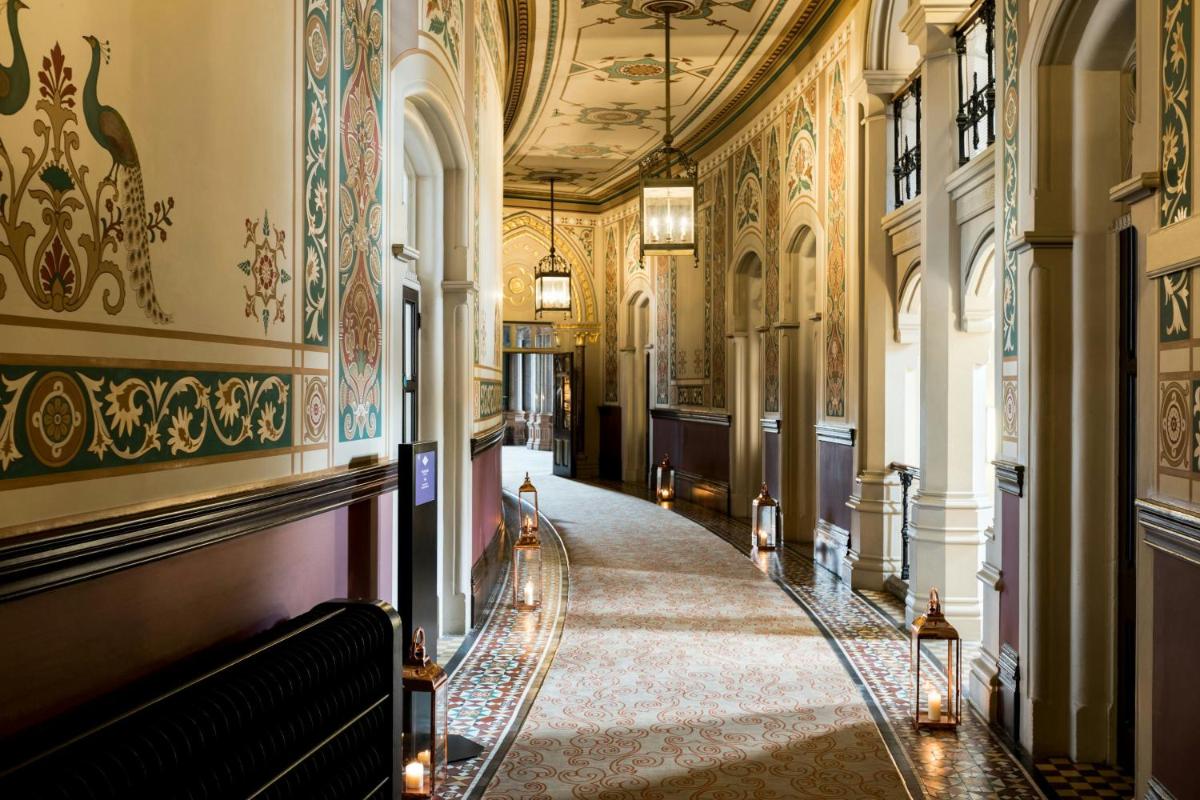 St Pancras London, Autograph Collection