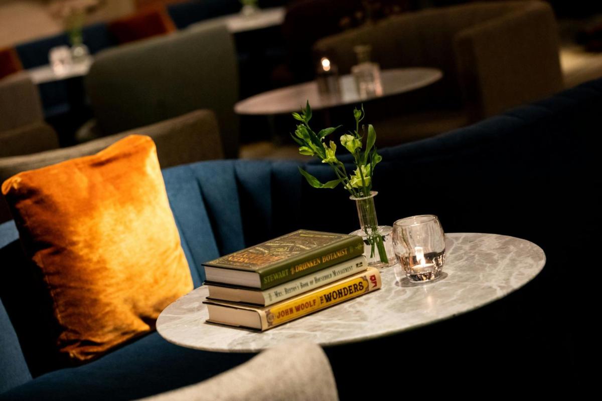 St Pancras London, Autograph Collection