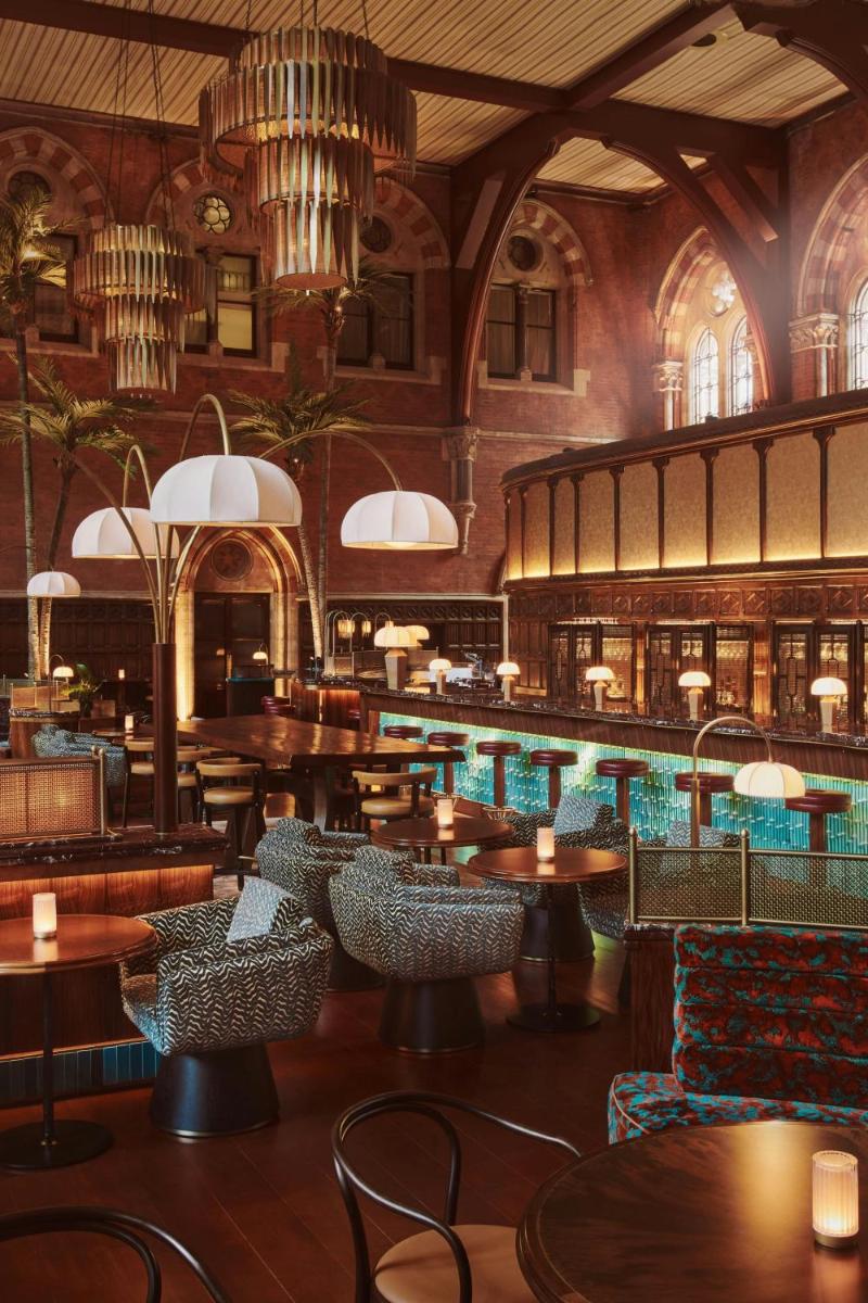 St Pancras London, Autograph Collection