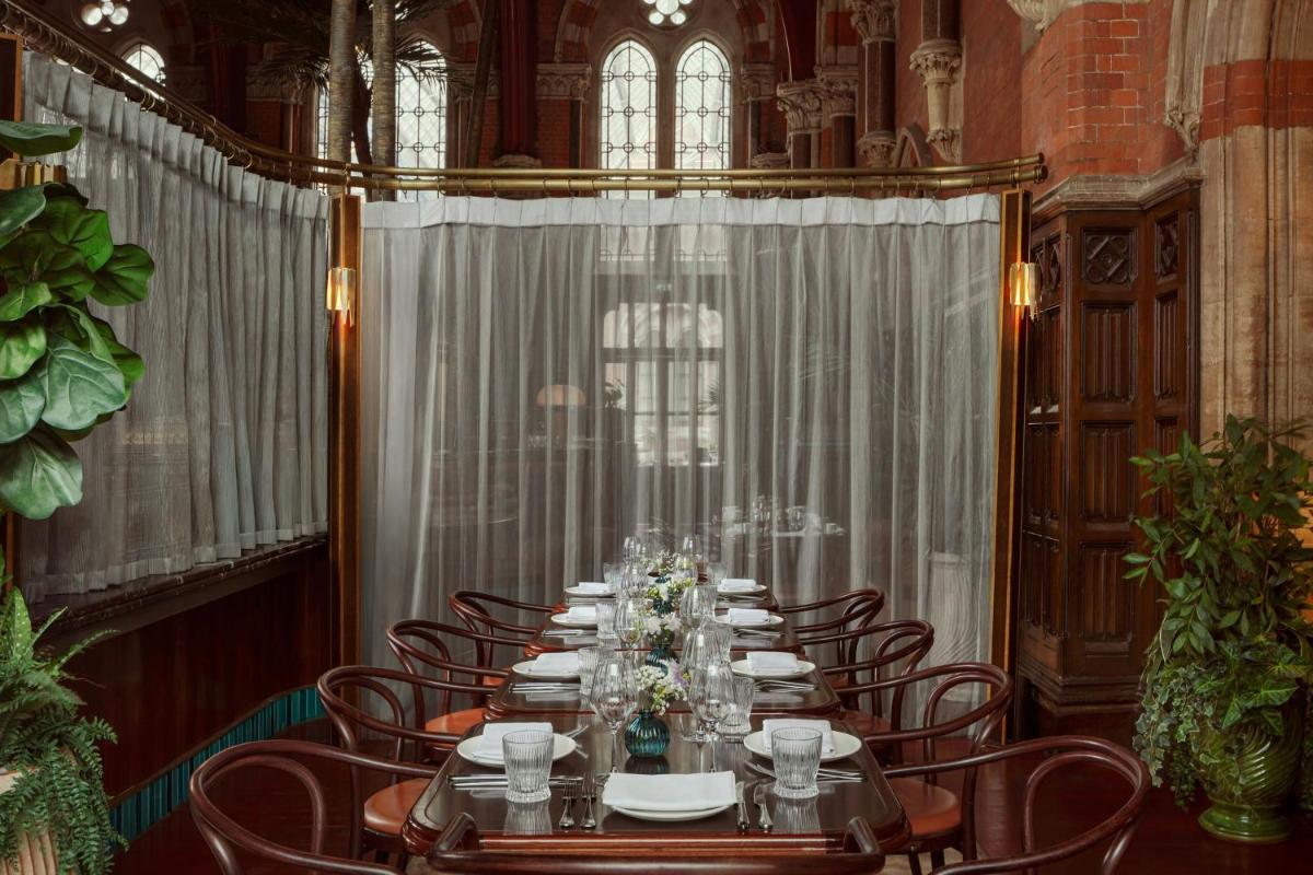St Pancras London, Autograph Collection